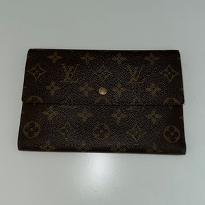 LV large wallet coin purse vintage refurbished